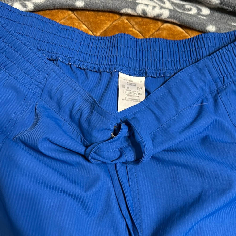 4 Pairs size 3x scrub pants